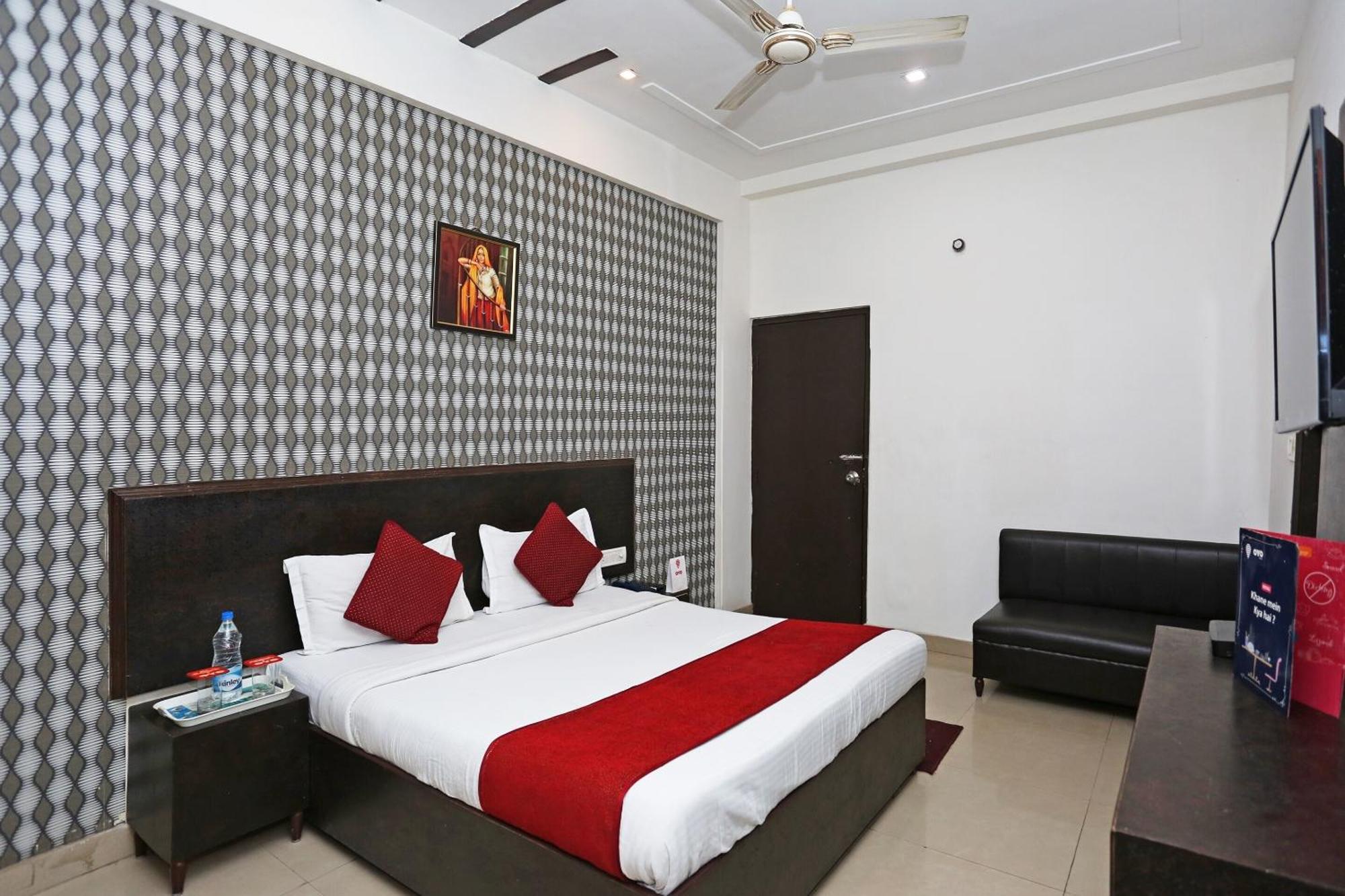 Hotel O Kanha Continental Агра Экстерьер фото