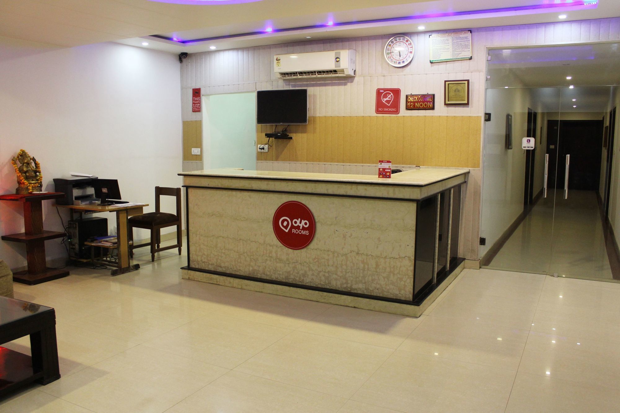 Hotel O Kanha Continental Агра Экстерьер фото